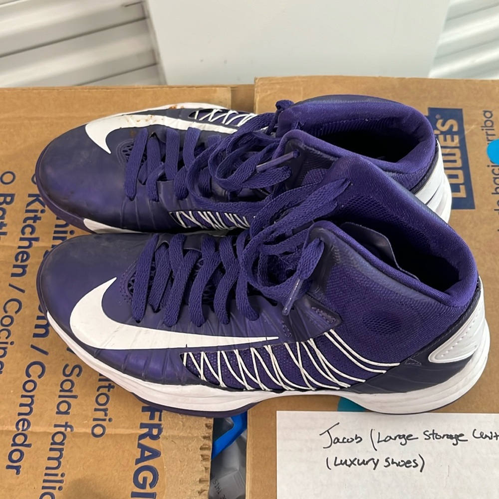 Men’s Nike hyperdunk size 7.5